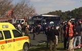 Scène d’un attentat présumé au camion bélier à Jérusalem, le 8 janvier 2017. (Crédit: Luke Tress/Times of Israël)