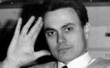 John Ausonius, jugé coupable de meurtre, de braquage d'une banque, et de tentative de meurtre en série, à Stockholm, en 1986. (Crédit : CC BY-SA/Wikimedia commons)