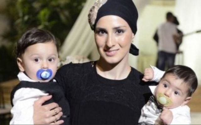 Dor Crasanti-Sela a été tuée par son mari avec ses deux fils, Yosef et Binyamin, le 28 janvier 2017. (Crédit : Facebook) Dor Crasanti-Sela a été tuée par son mari avec ses deux fils, Yosef et Binyamin, le 28 janvier 2017. (Crédit : Facebook)