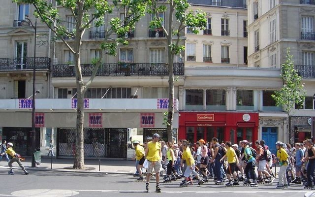 Le magasin Tati de la rue du Temple, à Paris. Illustration. (Crédit : >David.Monniaux/CC BY-SA 3.0/WikiCommons) Le magasin Tati de la rue du Temple, à Paris. Illustration. (Crédit : >David.Monniaux/CC BY-SA 3.0/WikiCommons)