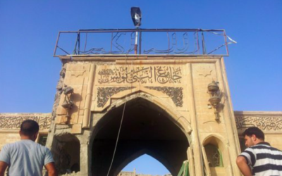 Inspection de la mosquée détruite du prophète Younis, ou Joans, à Mossoul en Irak, le 24 juillet 2014. (Crédit : AFP)