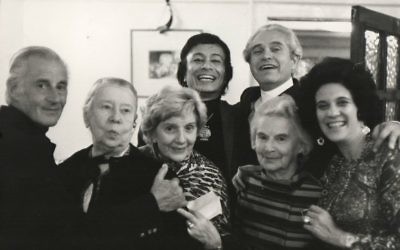 Ram Gopal, Konstantin Sergeyev, Anton Dolin, Romola Nijinska, Natalia Dudinskaya, Marie Rambert, Lilian Hochhauser lors de l'ouverture de la saison de Londres en 1961 (Autorisation)