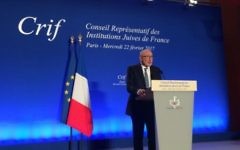Le président du CRIF, Francis Kalifat, lors du 32e dîner du CRIF, en février 2017. (Crédit : CRIF)