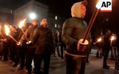 La procession aux flambeaux de la Marche de Lukov, le 14 février 2016 à Sofia, en Bulgarie. (Crédit : capture d'écran YouTube)