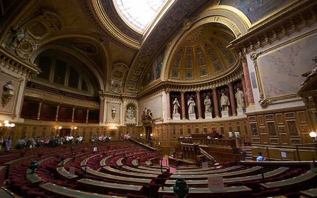 Le collaborateur d'un sénateur PS soupçonné d'apologie de terrorisme (Crédit: Romain Vincens)