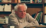 Le Premier ministre israélien David Ben Gurion sur le tournage d'une interview en 1968. Image extraite du film 'Ben Gurion : Epilogue", réalisé par Yariv Mozer. (Crédit : DAvid Marks)