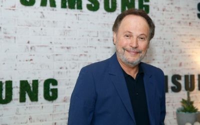 Billy Crystal au studio Samsung au  SXSW 2015 à Austin, au Texas, le 15 mars 2015 (Crédit : Rick Kern/Getty Images for Samsung/via JTA)