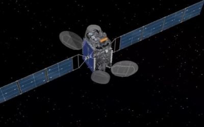 Le satellite Amos-7, un AsiaSat-8 modifié. (Crédit : capture d'écran YouTube)