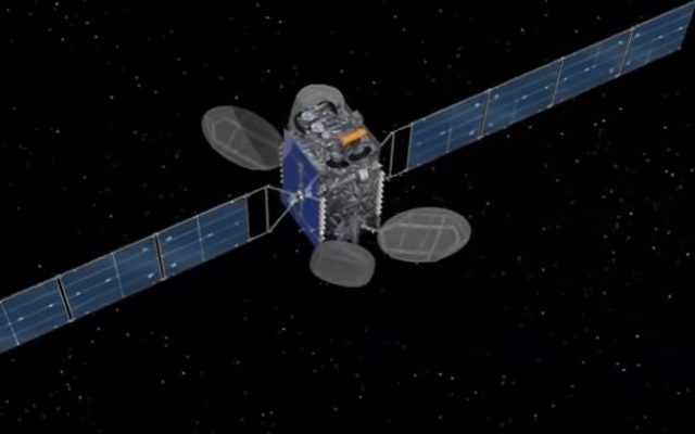 Le satellite Amos-7, un AsiaSat-8 modifié. (Crédit : capture d'écran YouTube)