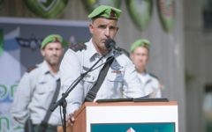 Le commandant sortant de la brigade Nahal, colonel Amos Hacohen (crédit : Armée israélienne)