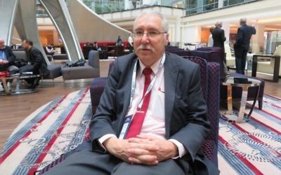 Gerald Steinberg, fondateur de l'ONG Monitor, lors de la conférence politique annuelle de l'AIPAC à Washington. (Crédit : Ron Kampeas)