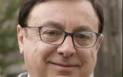 Jean-François Jalkh, nouveau président par intérim, du FN remet en question l'usage du Zyklon B durant la Shoah. (Crédit : Polomartini/Wikimedia Commons)