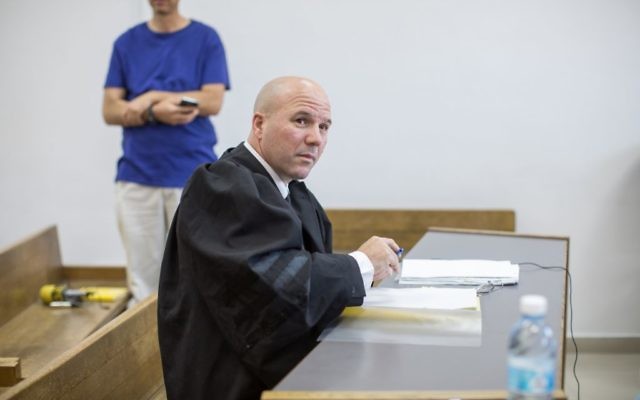 Uri Korb, alors procureur de la cour du district de Jérusalem, en mai 2015. (Crédit : Emil Salman/Pool)