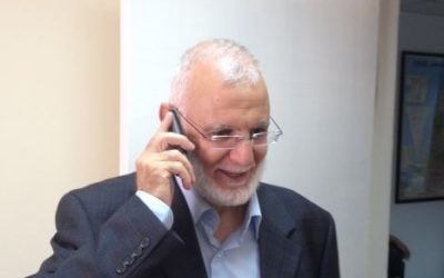 Muhammad Abu Tir, député du Hamas au Conseil législatif palestinien, à Ramallah, le 30 juillet 2015. (Crédit : Elhanan Miller/Times of Israël)