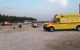 La scène d'un accident de voiture meurtrier sur la Route 90, aux abords du moshav Masua, le 18 mai 2017. Illustration. (Crédit : Magen David Adom)