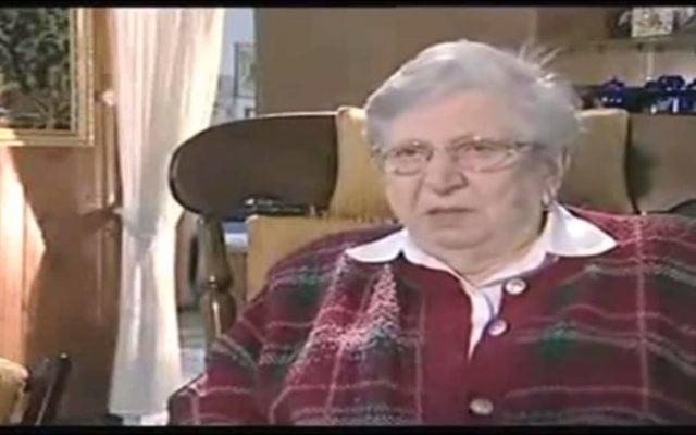 Shlomit Kishik-Cohen, espionne israélienne surnommée "la perle du Mossad", est décédée le 22 mai 2017, à l'âge de 100 ans. (Crédit : Capture d'écran YouTube)