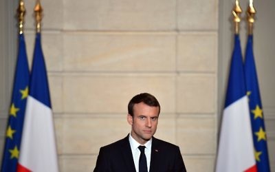 Le président français Emmanuel Macron en conférence de presse à l'Elysée, le 2 juin 2017. (Crédit : Christophe Petit Tesson/Pool/AFP)