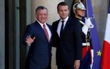 Le roi de Jordanie Abdallah II, à gauche, et le président français Emmanuel Macron au Palais de l'Elysée , à Paris, le 19 juin 2017. (Crédit : François Guillot/AFP)