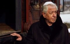 L'homme d'affaires australien Frank Lowy à la Marche des Vivants en 2013 (cR2DIT / CC BY-SA Dominique Rui-Lin Teoh, Wikimedia Commons)