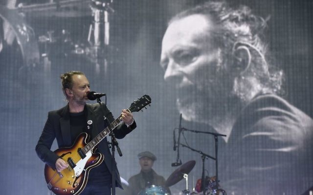 Le leader de Radiohead Thom Yorke sur la scène principale du festival de musique de TRNSMT de Glasgow le 7 juillet 2017 (Crédit : Andy Buchanan/Digital/AFP) Le leader de Radiohead Thom Yorke sur la scène principale du festival de musique de TRNSMT de Glasgow le 7 juillet 2017 (Crédit : Andy Buchanan/Digital/AFP)