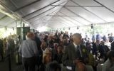 Des centaines de personnes assistent à la cérémonie square des Martyrs, dont un grand nombre d'enfants cachés (Crédit: Pierre-Simon Assouline)