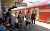 Une gare israélienne, en juin 2013. Illustration. (Crédit : Shay Levy/Flash90)