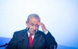 Le Premier ministre Benjamin Netanyahu lors d'un rassemblement du parti Likud, près de l'aéroport Ben Gurion, le 30 août 2017. (Crédit : Miriam Alster/Flash90)