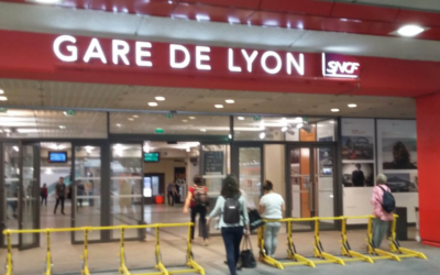 Les barrières produites par la société israélienne Mifram security devant la Gare de Lyon (Crédit: capture d'écran/Mifram Security)