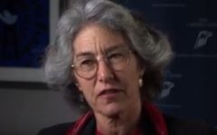 La doyenne de la faculté de théologie de l'université de Chicago Laurie Zoloth (Capture d'écran : YouTube)