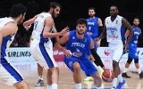 L'équipe italienne de basketball face à Israël, à Tel Aviv, en septembre 2017. (Crédit : AFP)