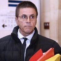 Cette photo prise le 24 mai 2016 montre Hassan Diab, arrêté en novembre 2008 pour son rôle présumé dans l'attentat de la synagogue de la rue Copernic en 1980 au palais de justice de Paris, en France. (Crédit : AFP PHOTO / BERTRAND GUAY)