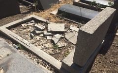 Un cimetière vandalisé en Bulgarie, en septembre 2017. Illustration. (Crédit : Shalom Bulgaria Organization via Facebook)