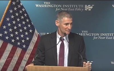Yair Golan, ancien vice-chef d'état-major de l'armée israélienne, devant l'Institut de Washington, le 10 septembre 2017. (Crédit : capture d'écran YouTube)