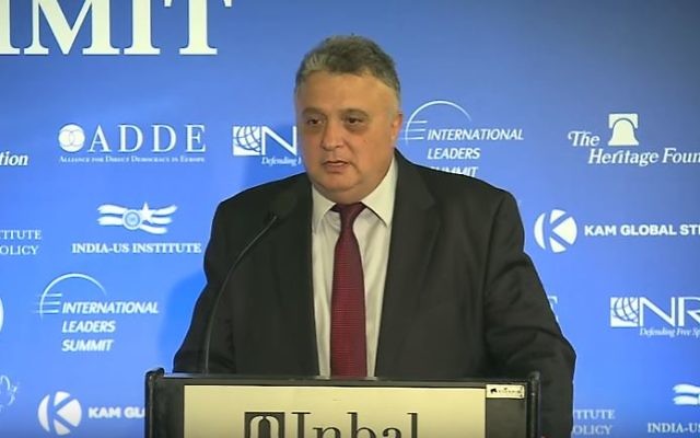 L'ambassadeur Jeremy Issacharoff, le 20 mars 2016. (Crédit : Capture d'écran YouTube)