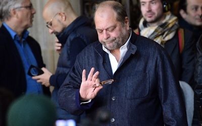 Me Eric Dupond-Moretti, l'avocat d'Abdelkader Merah, à l'ouverture de son procès, à Paris, le 2 octobre 2017. (Crédit : Martin Bureau/AFP)