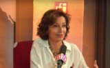 Capture d'écran d'Audrey Azoulay, candidate à la direction générale de l’Unesco, ancienne ministre de la Culture et de la Communication lors d'une interview accordée à RFI pour évoquer sa candidature à l'UNESCO, le 5 octobre 2017 (Crédit : Capture d'écran YouTube)