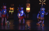Extrait du spectacle Robot au Zéphyr, le 2- février 2016 (Crédit: capture d'écran Youtube/RSMovies973)