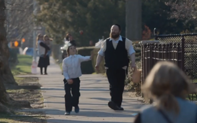 Jamais sans mon fils. Brooklyn Yiddish raconte l'histoire d'un père qui va contre les lois de sa communauté pour récupérer son fils (Crédit: capture d'écran Dailmotion/Première)