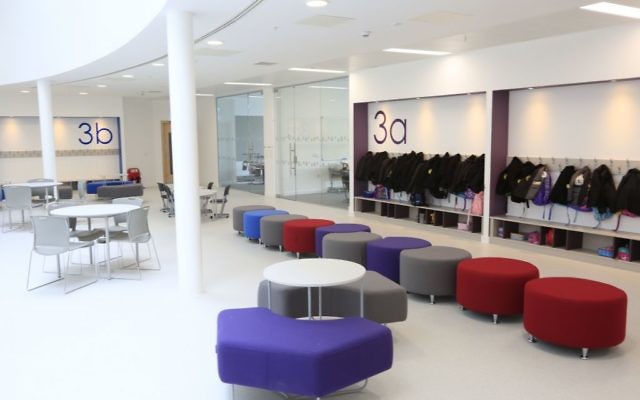 Une classe dans le bâtiment partagé qui accueille l'école juive Calderwood Lodge et l'école catholique St. Clare à Glasgow, en Ecosse (Autorisation)