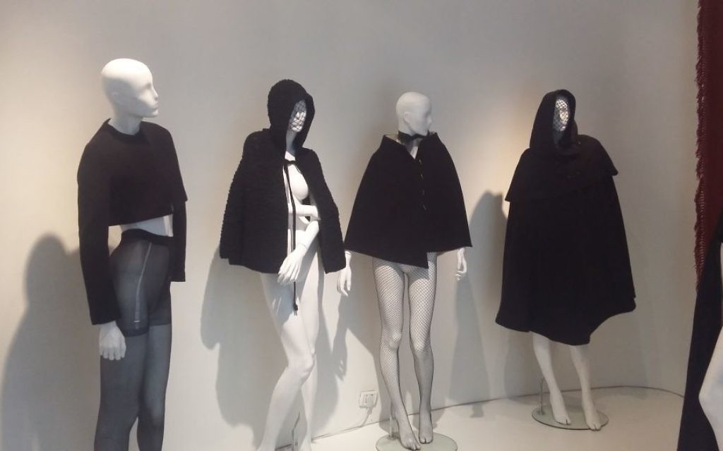 Exposition « Je t'aime, Ronit Elkabetz » au Musée du Design de Holon. (Crédit : Dahlia Perez)