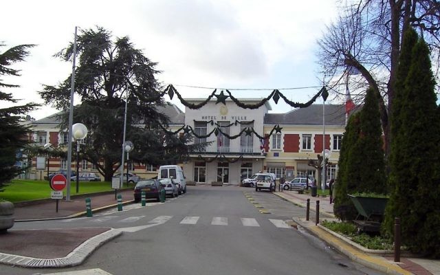 Hôtel de Ville de Livry-Gargan (Crédit : Marianna/Wikipedia)