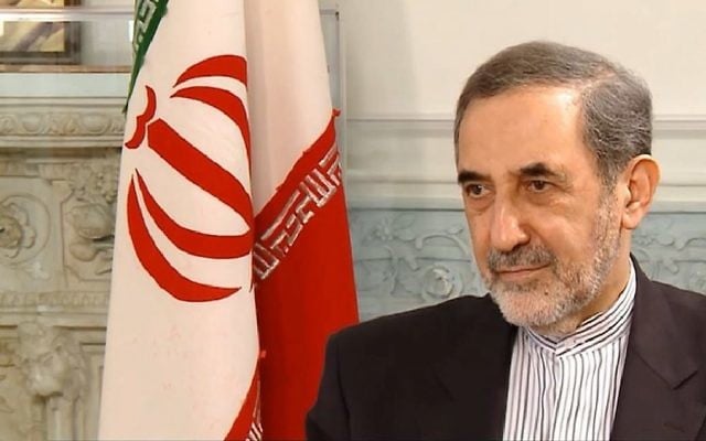 Capture d'écran d'une vidéo d'Ali Akbar Velyati, haut conseiller du chef suprême iranien  Ali Khameni. (Capture d'écran : YouTube)