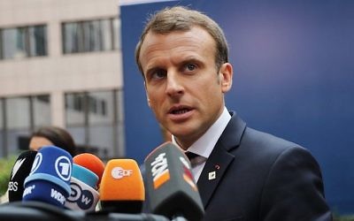 Le Président Emmanuel Macron de la France lors d'une réunion de l'UE à Bruxelles, le 19 octobre 2017 (Crédit : Dan Kitwood / Getty Images via JTA)