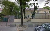Extérieur de l'ambassade d'Israël à Varsovie, Pologne (Crédit : capture d'écran Google Street)