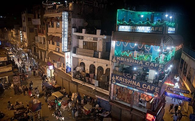 Le Paharganj à Delhi, le 12 décembre 2016 (Crédit : Nati Shohat/Flash90)
