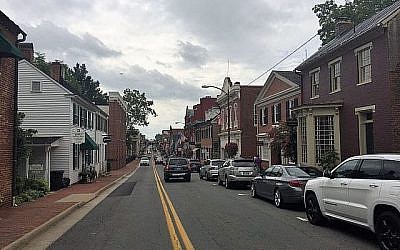 Une rue de Leesburg, en Virginie. (CC BY-SA Mojo Hand / Wikimedia Commons)