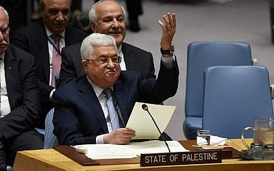 Le président de l'Autorité palestinienne Mahmoud Abbas devant le Conseil de sécurité de l'ONU, le 20 février 2018 (Crédit : AFP Photo/Timothy A. Clary)