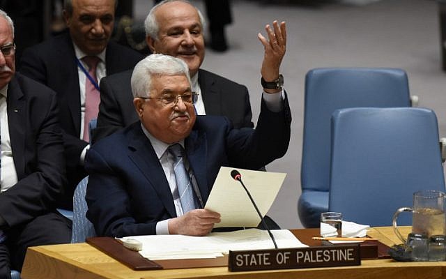 Le président de l'Autorité palestinienne Mahmoud Abbas devant le Conseil de sécurité de l'ONU, le 20 février 2018 (Crédit : AFP Photo/Timothy A. Clary) Le président de l'Autorité palestinienne Mahmoud Abbas devant le Conseil de sécurité de l'ONU, le 20 février 2018 (Crédit : AFP Photo/Timothy A. Clary)