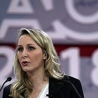 Marion Maréchal-Le Pen du Front national français et ancienne députée de l'Assemblée nationale française prend la parole lors du CPAC 2018 le 22 février 2018 à National Harbour, Maryland (Crédit : Alex Wong / Getty Images / AFP)