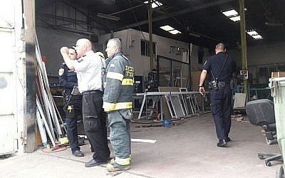 L'atelier dans la région de la baie de Haïfa où un employé de 47 ans a été retrouvé mort avec des brûlures sur tout le corps, le 8 mars 2018. (United Hatzalah)